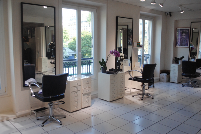 salon-coiffure-ANDON-min_floor-home-office-property-living-room-room-781228-pxhere.com